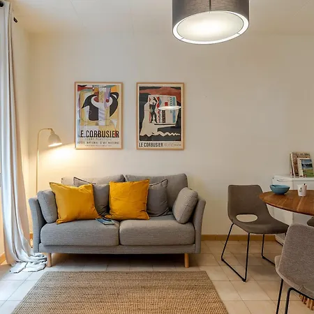 Canela Homes Lesseps Barcelona